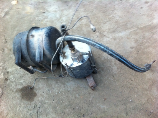 หม้อลมเบรกพร้อมถังลม ครบชุด สภาพใช้การได้ดี