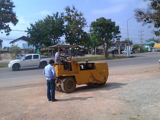 รถบด SAKAI 3 Ton