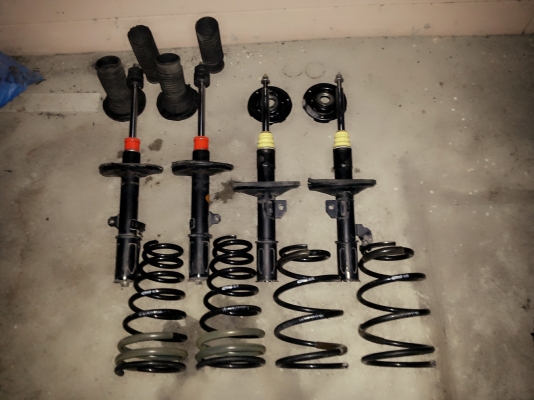 ขาย โช็คCamry ACV40พร้อมสปลิงโหลดของEibach(ไอบัค)สภาพดี เอาไปใส่แม็ก20ได้เลยอัดน้ำมันแล้ว พร้อมใส่