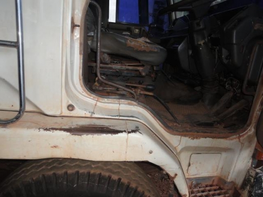 MITSUBISHI FN  ราคาด่วน 570,000 บาทค่ะ