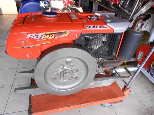 ขายด่วน เครื่องยนต์ดีเซลคูโบต้า RT 140DIP รุ่น SUPER VALVE