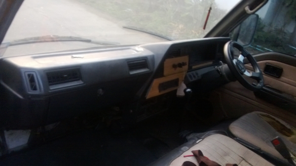 ขายรถตู้ นิสสัน เออร์แวน ขายรถตู้ นิสสัน เออร์แวน