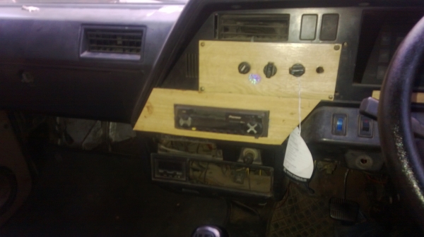 ขายรถตู้ นิสสัน เออร์แวน ขายรถตู้ นิสสัน เออร์แวน