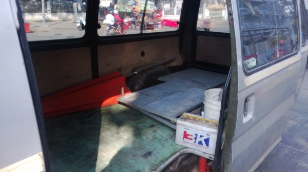 ขายรถตู้ นิสสัน เออร์แวน ขายรถตู้ นิสสัน เออร์แวน