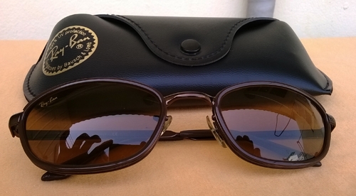 แว่นกันแดด Ray Ban  Made in italy