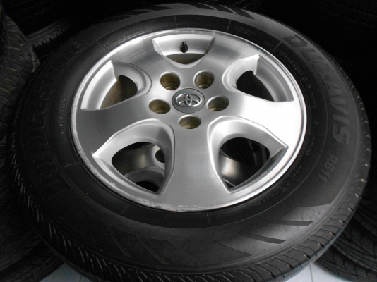 ขายล้อแม็ก Vigo ขอบ 16(5/114.3)พร้อมยางบริดสโตนสภาพพร้อมใช้ 1 ชุด/เทิร์นได้-ใส่ฟรีค่ะ