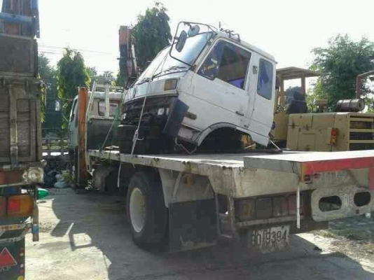 ขายรถ 6 ล้อพื้นเรียบใหญ่ติดเครน HINO FF 195 แรงม้า ติดเครน TANADO 4 ตัน กระบะยาว 6 เมตร ราคา 700000