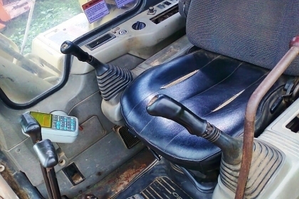 รถขุด KOMATSU PC200-6 รถสวยพร้อมใช้งาน