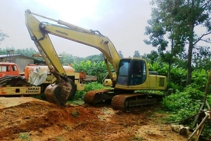 รถขุด KOMATSU PC200-6 รถสวยพร้อมใช้งาน