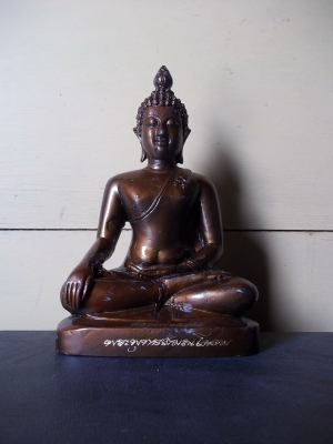 พระบูชาหลายองค์