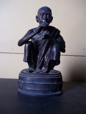 พระบูชาหลายองค์