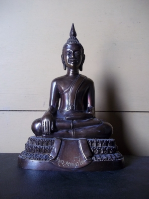 พระบูชาหลายองค์