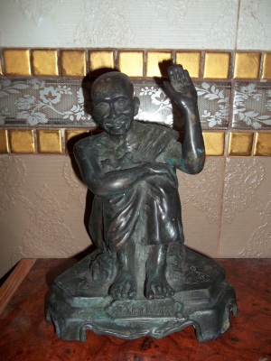 พระบูชาหลายองค์