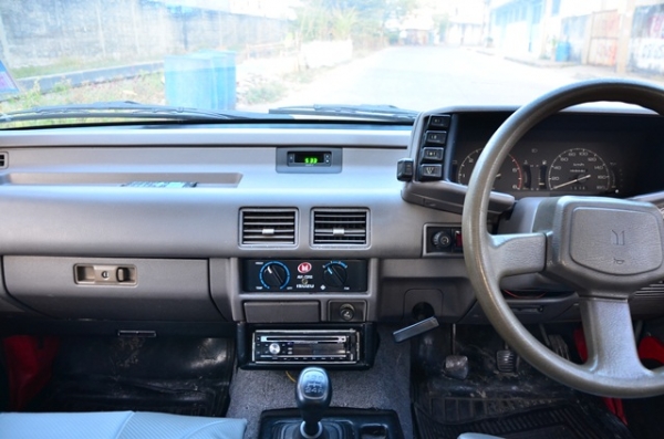 ด่วนขาย ISUZU มังกรทอง ปี 92 สภาพพร้อมใช้งาน ด่วนขาย ISUZU มังกรทอง ปี 92 สภาพพร้อมใช้งาน