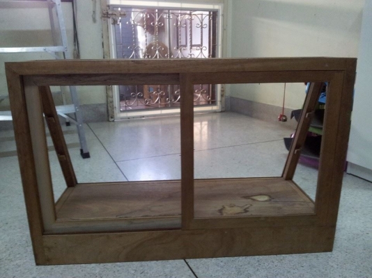 โครงตู้ไม้ ทรงตู้บุหรี่