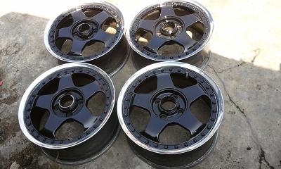 ขายล้อjapan ขอบ15 ยี่ห้อ tom's ครับ 4รู100ครับ ถูกๆๆ3900บาทราคาต่อรองได้ครับ