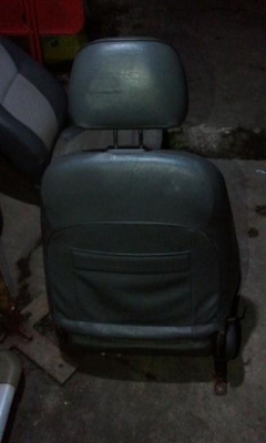 ขายเบาะ ถอด ฮอนด้า3d ครับ สภาพพอได้ สวยๆครับ