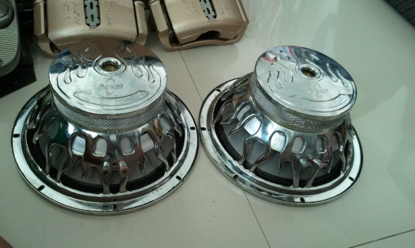 ขายลำโพงซับ 10 นิ้ว สวยๆนะครับ