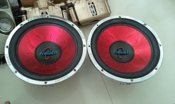 ขายลำโพงซับ 10 นิ้ว สวยๆนะครับ