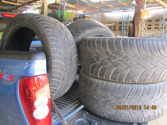 ขายด่วน! ยางรถ ขอบ20 ราคาถูก 4เส้น 3,000 จัดส่งได้