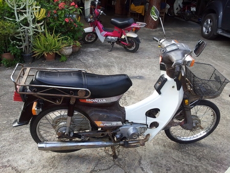 ขายนันทิดา Supper 70 - C700 CDI ทะเบียนโอนทุกคัน