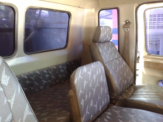 รถ Hino สภาพสวย สนใจ ติดต่อ 081-7976510