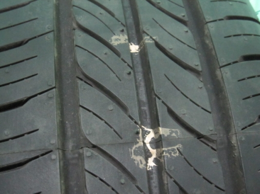 ขายล้อแม็ก New Vios พร้อมยางป้ายแดงปี 13 ขอบ 15