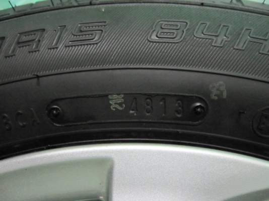 ขายล้อแม็ก New Vios พร้อมยางป้ายแดงปี 13 ขอบ 15