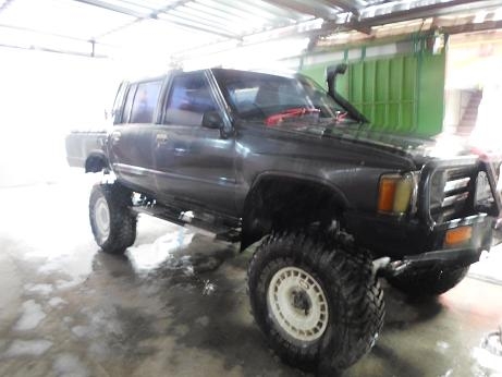 toyota hero LN46 คานแท้