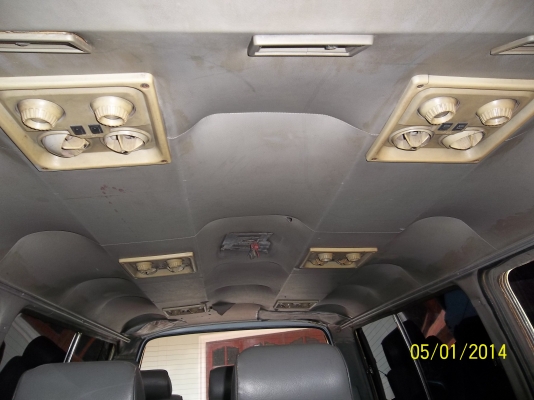 ขายรถตู้เดิม TOYOTA 2.5 ฝาทอง ปี37 แอร์ พาวเวอร์ ทะเบียนดี ภาษีครบ ล้อ14 ขายรถตู้เดิม TOYOTA 2.5 ฝาทอง ปี37 แอร์ พาวเวอร์ ทะเบียนดี ภาษีครบ ล้อ14