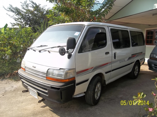 ขายรถตู้เดิม TOYOTA 2.5 ฝาทอง ปี37 แอร์ พาวเวอร์ ทะเบียนดี ภาษีครบ ล้อ14