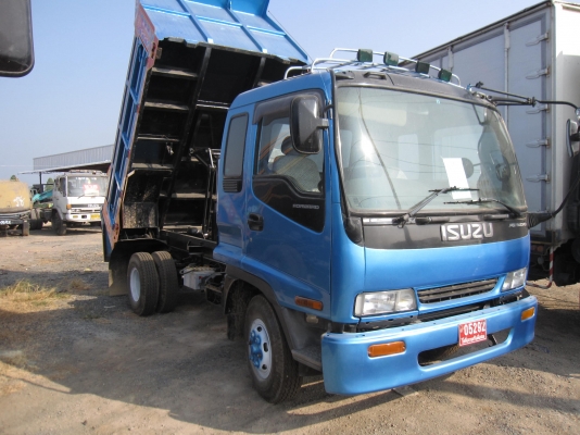 ขายรถดัม เดก้า 6 ล้อ เครื่อง195 รถประกอบใหม่ จดทะเบียนได้