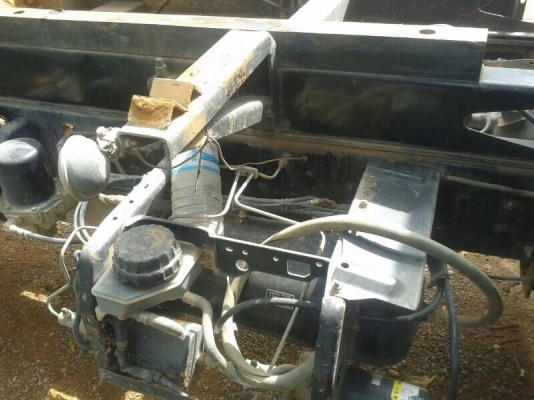 รถฮีโน่ 6 ล้อดั้ม FC4J  150 แรงม้า ปี 48  ( รถวิ่ง 15x,xxx กม. )  สนใจติดต่อ 081 - 6079515