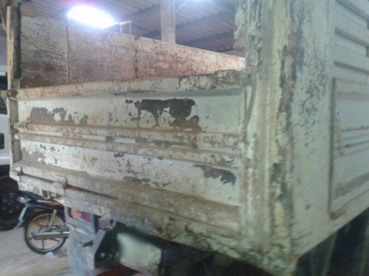 รถฮีโน่ 6 ล้อดั้ม FC4J  150 แรงม้า ปี 48  ( รถวิ่ง 15x,xxx กม. )  สนใจติดต่อ 081 - 6079515