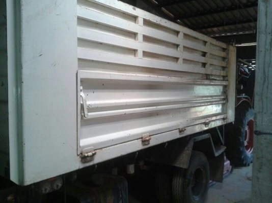 รถฮีโน่ 6 ล้อดั้ม FC4J  150 แรงม้า ปี 48  ( รถวิ่ง 15x,xxx กม. )  สนใจติดต่อ 081 - 6079515