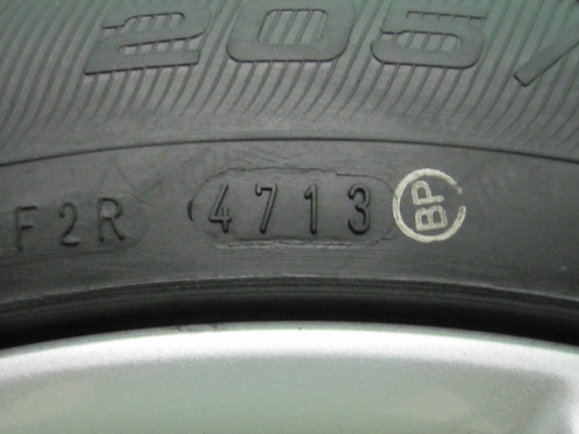 ขายล้อแม็ก Honda Civic ขอบ 16 พร้อมยางป้ายแดงปลายปี13 สภาพ 99\%