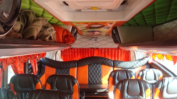 ด่วน.ขายหรือตีเทรินรถบัส8ล้อต่อใหม่081-6002998 ด่วน.ขายหรือตีเทรินรถบัส8ล้อต่อใหม่081-6002998