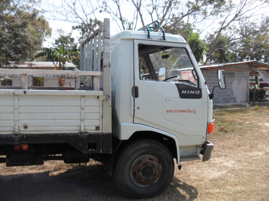 รถบรรทุก 6 ล้อกลาง รถบรรทุก 6 ล้อกลาง