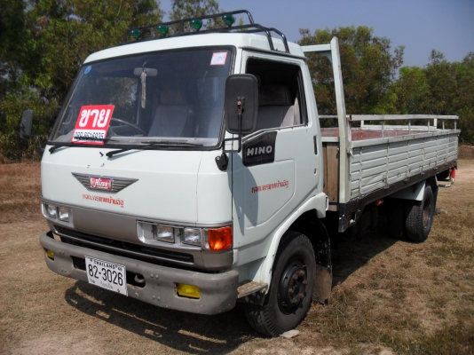 รถบรรทุก 6 ล้อกลาง รถบรรทุก 6 ล้อกลาง