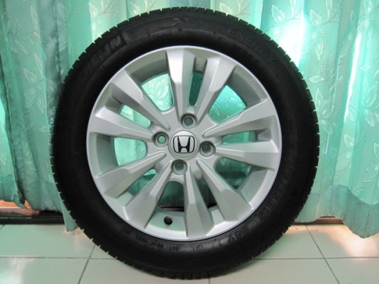 ขายล้อแม็ก Honda City พร้อมยาง MICHELIN ป้ายแดงปี 13 ขอบ 15