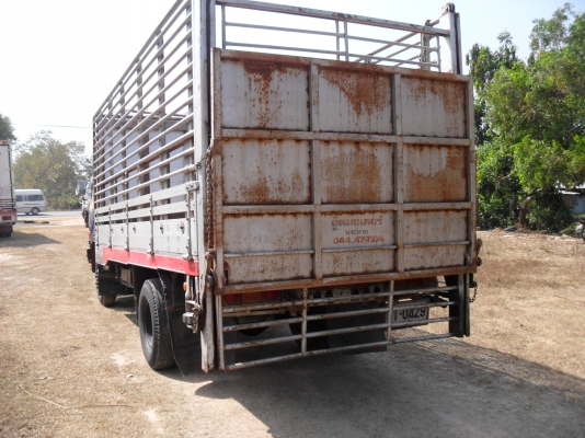 รถบรรทุก 6 ล้อกลาง รถบรรทุก 6 ล้อกลาง