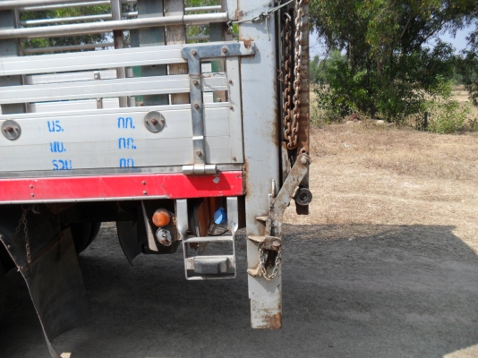 รถบรรทุก 6 ล้อกลาง รถบรรทุก 6 ล้อกลาง