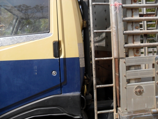 รถบรรทุก 6 ล้อกลาง รถบรรทุก 6 ล้อกลาง