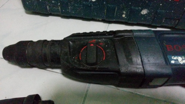 สว่านระบบโรตารี่ 3 ระบบ BOSCH 2-26DFR สภาพพร้อมใช้งานครับ