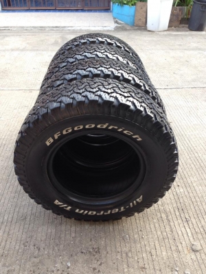 ขายยาง BF GOODRICH ALLTERRAIN 265-70-16 ปลายปี11 ดอกเต็มๆ ครับ ขายยาง BF GOODRICH ALLTERRAIN 265-70-16 ปลายปี11 ดอกเต็มๆ ครับ