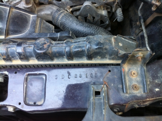 ขายรถกระบะพร้อมใช้มีหลังคา