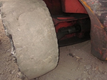 ขาย- รถยก โฟล์คลิฟท์ ขนาด 8 ตัน LINDE: H80D เครื่องดีเซล 4 สูบ ประหยัดน้ำมัน มาก ขาย- รถยก โฟล์คลิฟท์ ขนาด 8 ตัน LINDE: H80D เครื่องดีเซล 4 สูบ ประหยัดน้ำมัน มาก