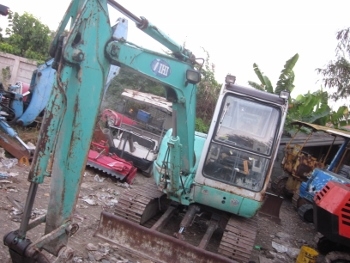 ขาย- รถขุด รถแบคโฮ ขนาดเล็ก IHI: 40JX (4LC1-104201) พร้อมตู้เก๋ง เครื่อง 4 สูบ