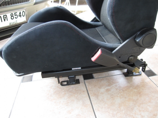 ขายเบาะ" RECARO " พร้อมขา"RECARO" ลง BMW E36 ได้เลย สวย ขายเบาะ" RECARO " พร้อมขา"RECARO" ลง BMW E36 ได้เลย สวย