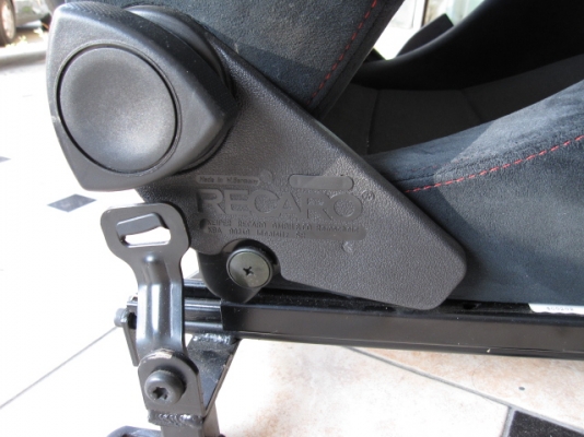 ขายเบาะ" RECARO " พร้อมขา"RECARO" ลง BMW E36 ได้เลย สวย ขายเบาะ" RECARO " พร้อมขา"RECARO" ลง BMW E36 ได้เลย สวย